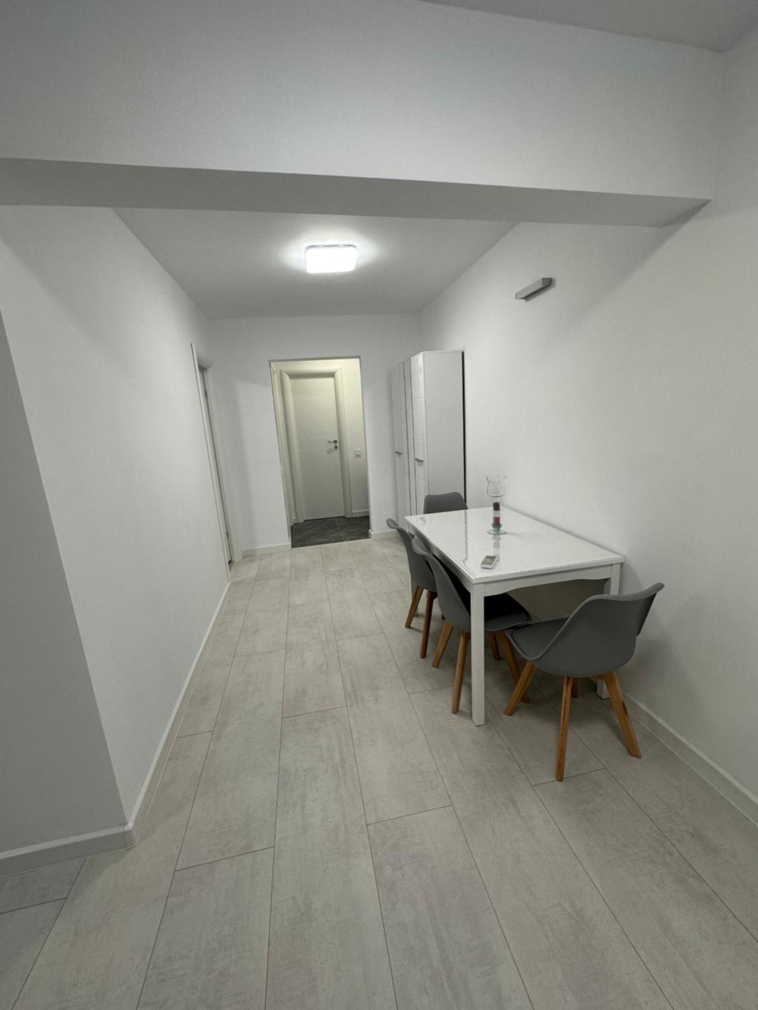 Apartament Ultra Central 3 Lejlighed Hunedoara Eksteriør billede
